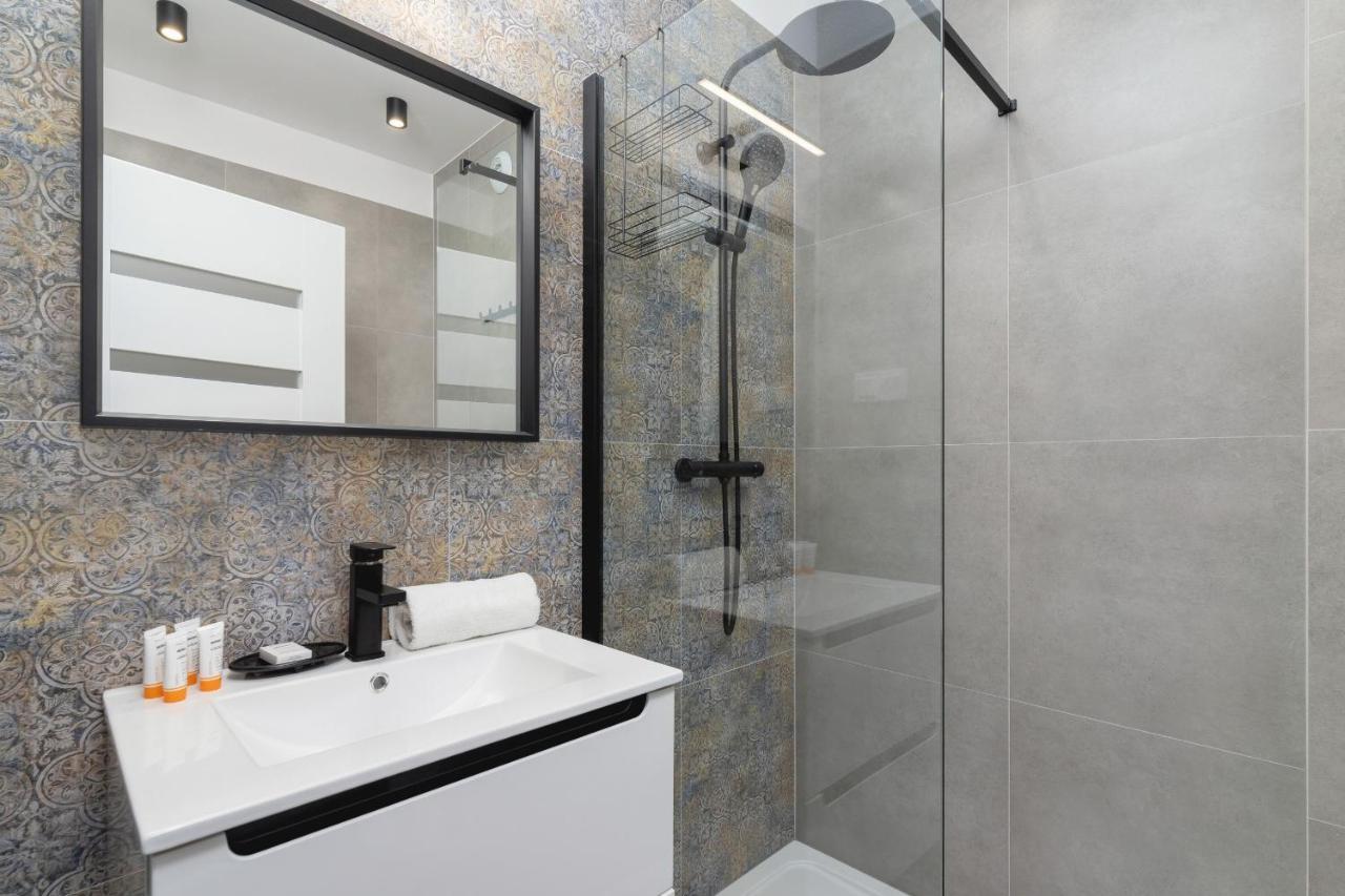 Modern Studio Cracow Rakowicka 14 By Noclegi Renters Краков Экстерьер фото